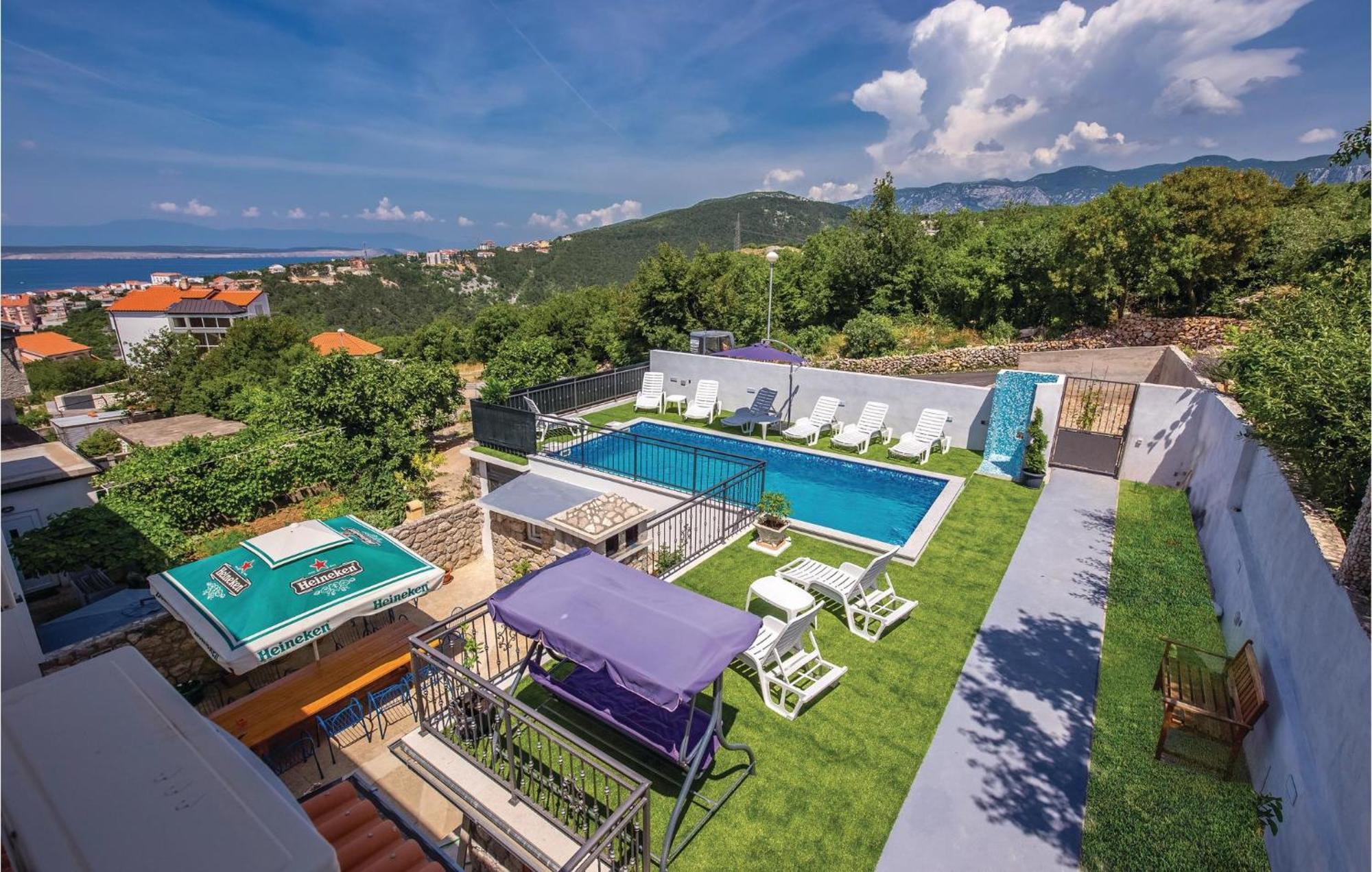 Nice Apartment In Crikvenica With Wifi Ngoại thất bức ảnh