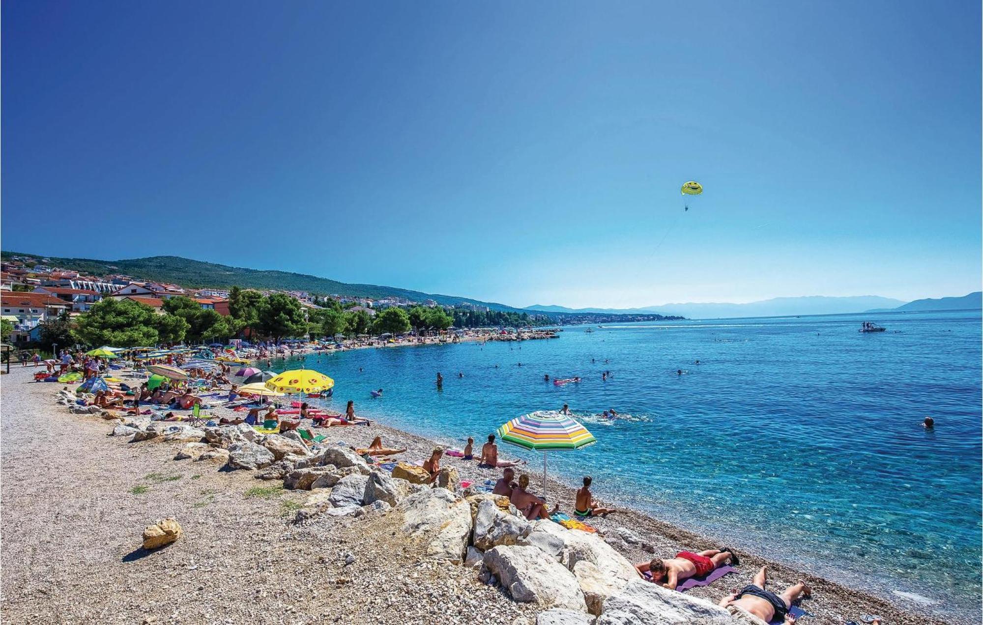 Nice Apartment In Crikvenica With Wifi Ngoại thất bức ảnh